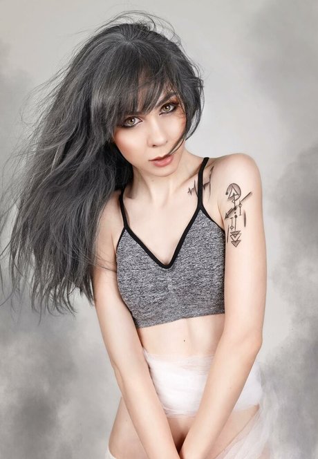 mjanette model xxx pictures