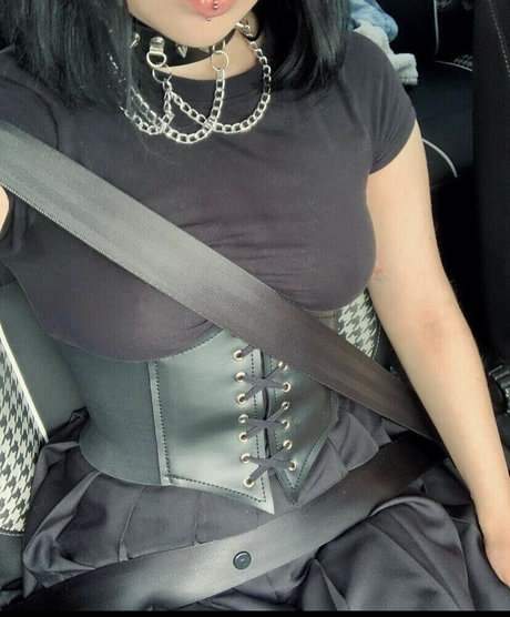 Lia Mali star sexy gallery