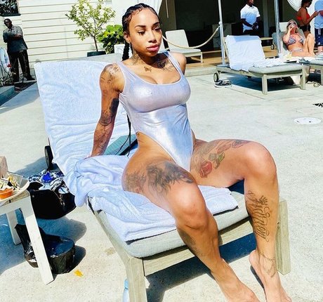 flyyytattedsky star xxx pic