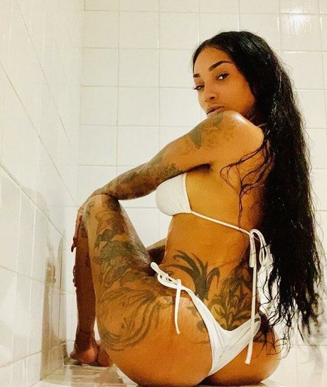 flyyytattedsky erotic pornstar pictures