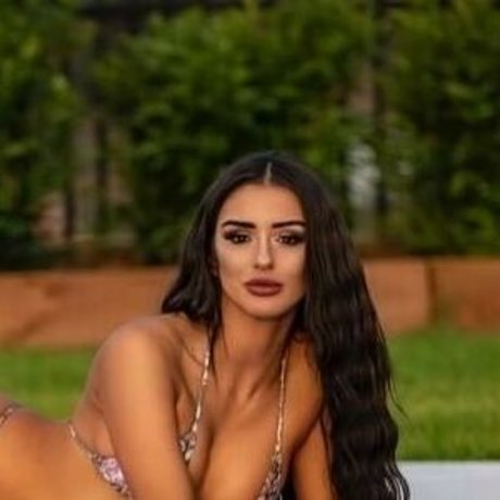 Cassandra Ford nude star pic