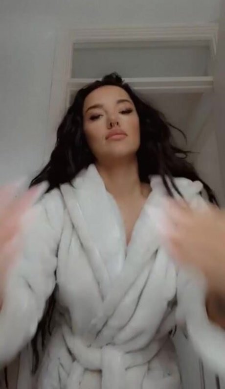 Summerstrangerxx xxx model galleries