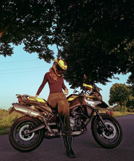 Hyrula free actress pics