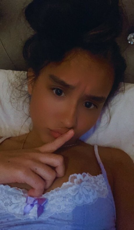 Alahna Ly model xxx pictures