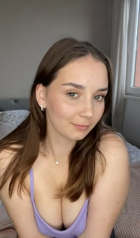 Ruby1805 model porn gallery