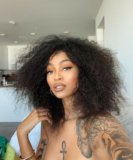 Evoni beautiful model archive