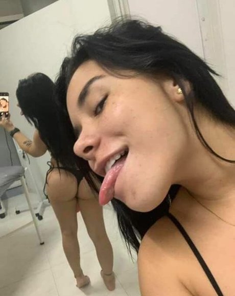 Melissa Gutierrez hd pornstar img