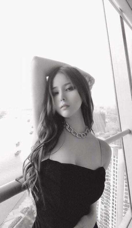 Lydia Yuna star high quality image