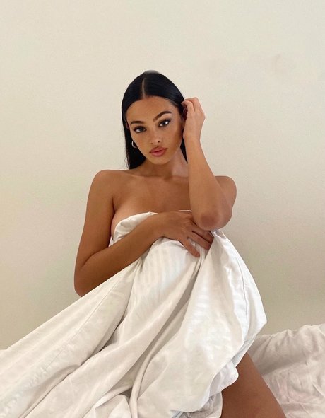 Mimimartini model hot galleries