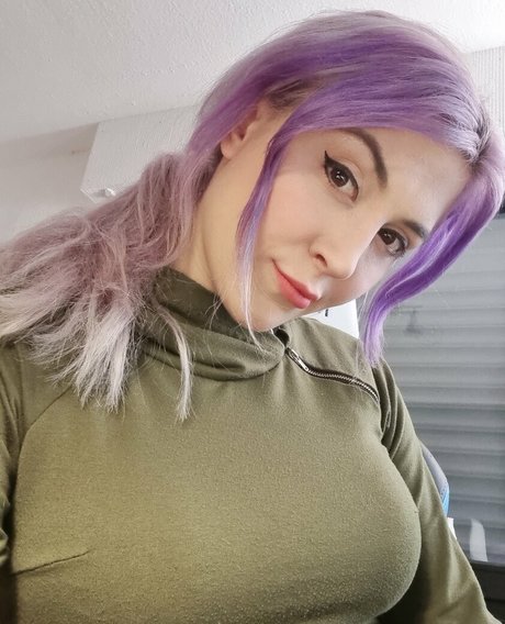 Mowkyfox sexy star galleries