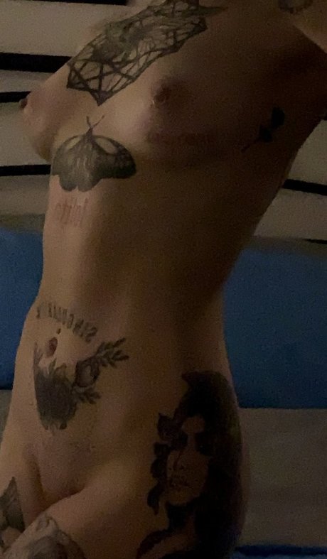 Doga Tumer model top img