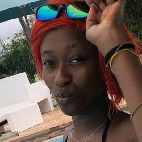 poupeemimi nudes star galleries