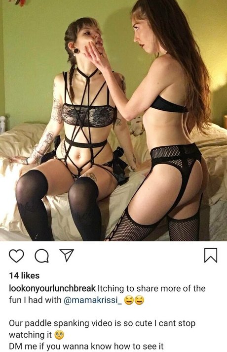 lookonyourlunchbreak model top photo