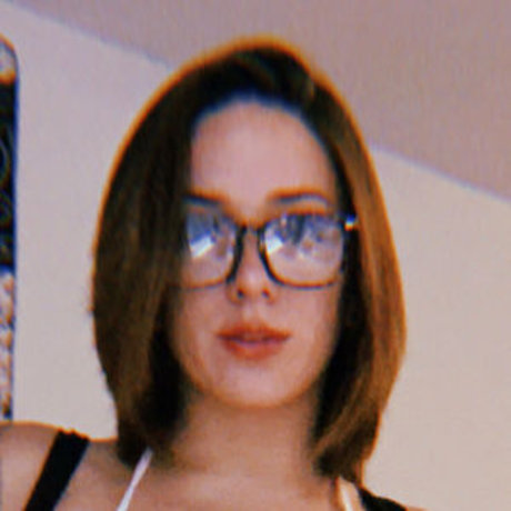 thattcharrz porn star photos