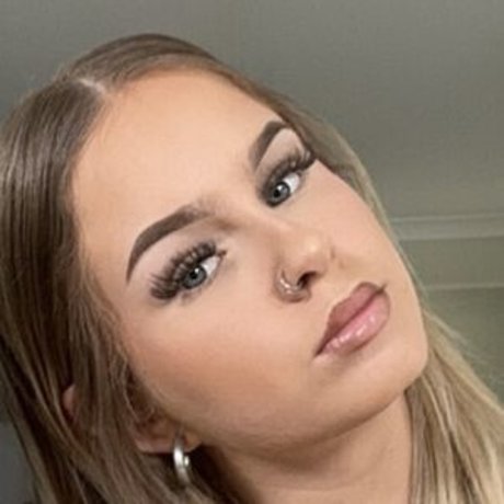 Destiny Henry porn model pictures