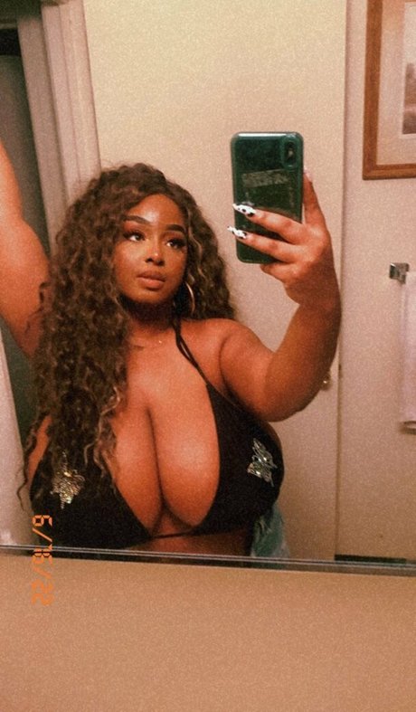 Milkmami89 hot model archive