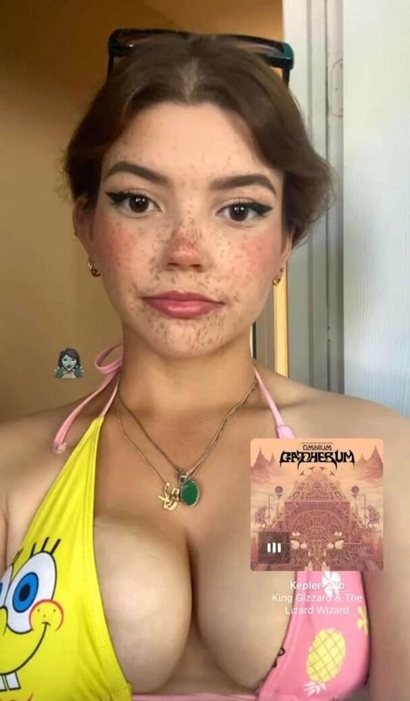 Jasilienn hd model pic