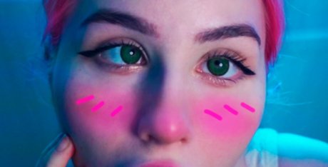 malinavag1na model erotic images