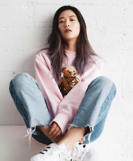 Arden Cho model picture