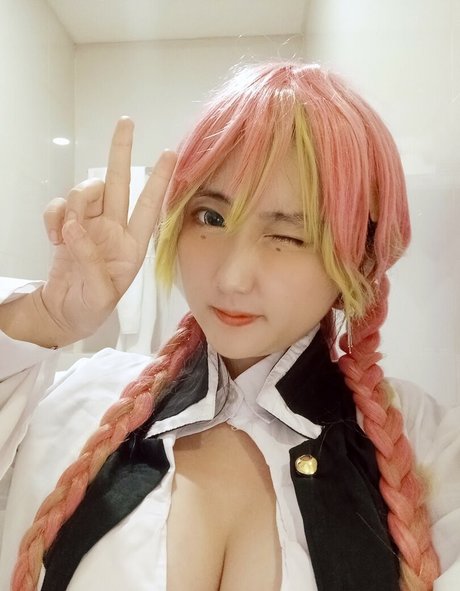 Dea Marella erotic actress photos