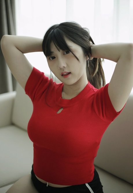 Dea Marella xxx model photo