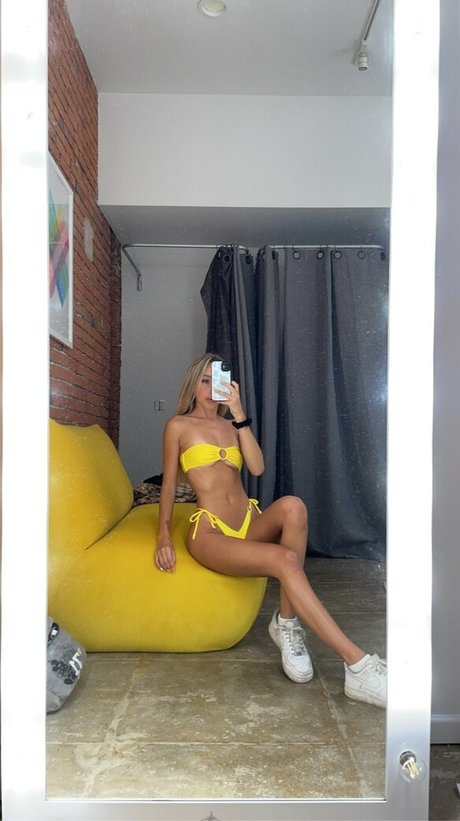 Ryan Myers model porn pics