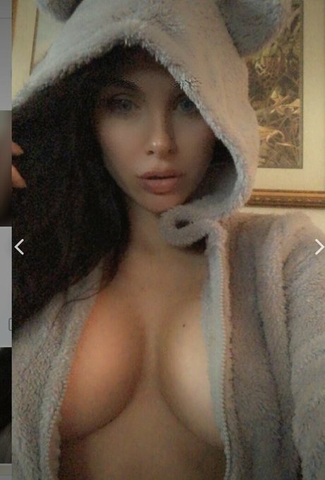 summerfoxfox pornstar erotic photos