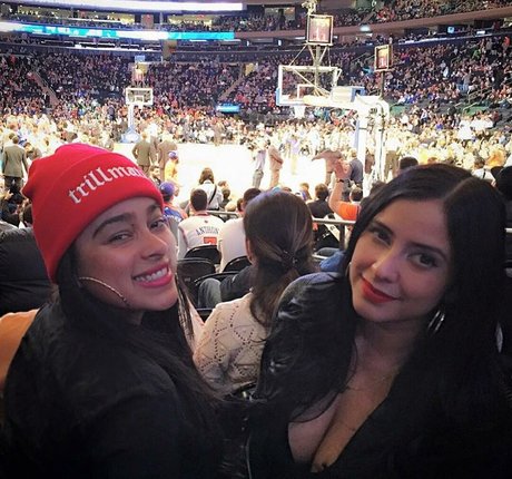 Laura Stylez best model img