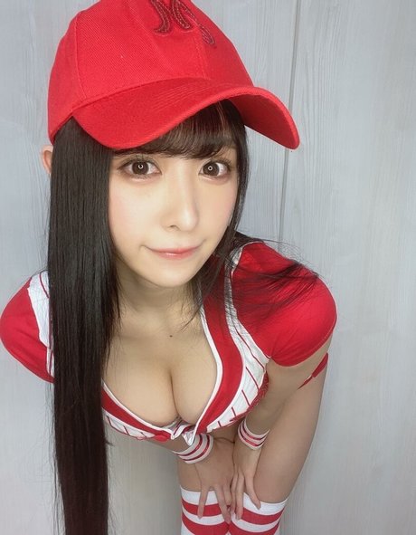 Naomi Majima nice star images