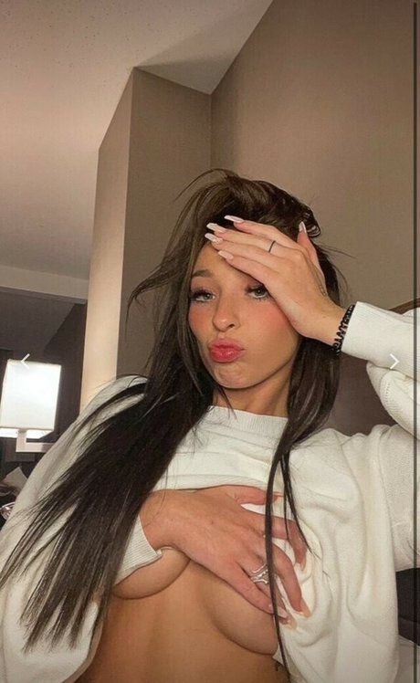 katiekbae pornstar adult photo