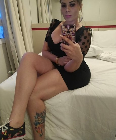 Casal Canalha model best pictures