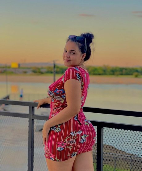 Nathalia Villalba hd actress images