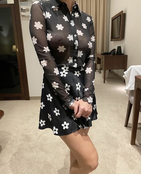 Arianadelbosco hd pornstar photo