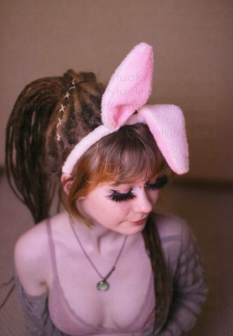 fluffyfulafel erotic actress pics