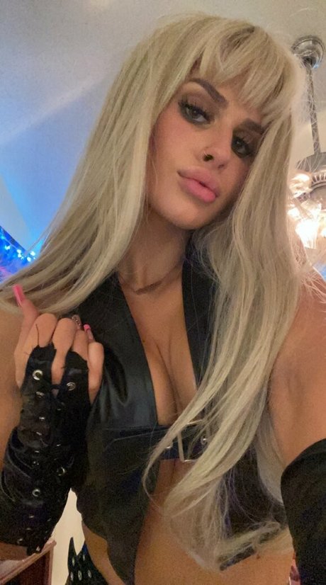 Mayamoneyshot pornstar art images