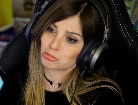 Iamcristinini xxx pornstar images