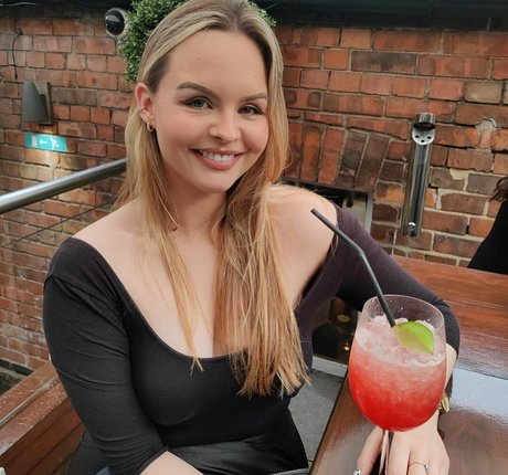 The Try Channel high quality model pic