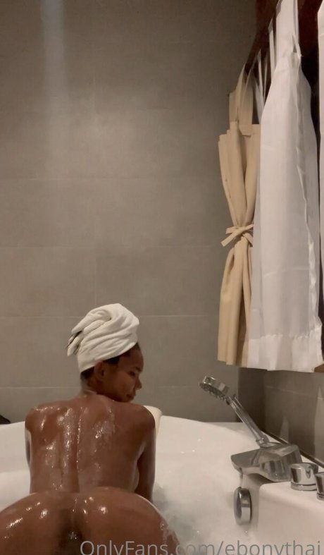 Mint Ebony high quality pornstar archive