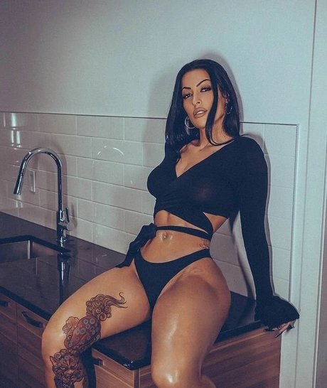 Lapaloma 11 nude pornstar pictures