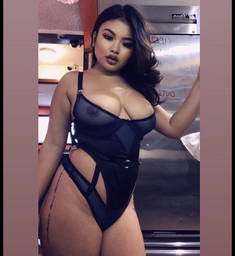 Barista Shawty sexy actress images