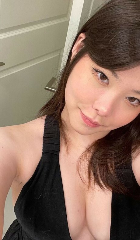 Julia Nakamura sex actress image