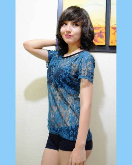 s meriweather model nude images