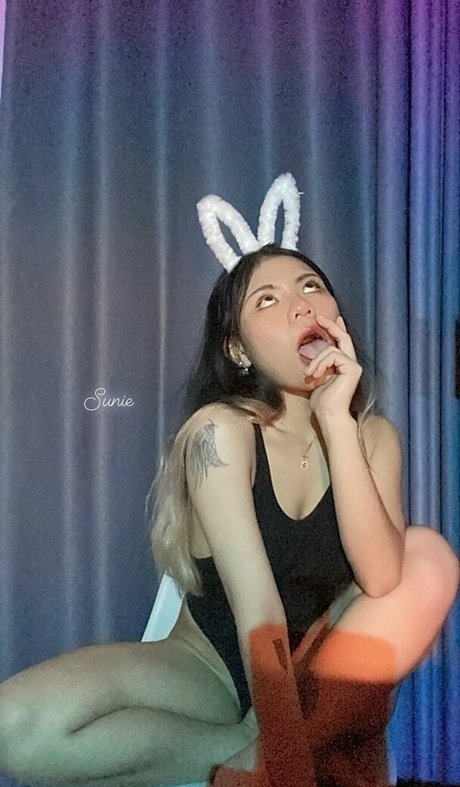 Suniebae model xxx photos