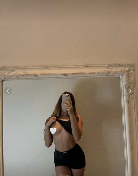 Cleo Isabell nice model pics