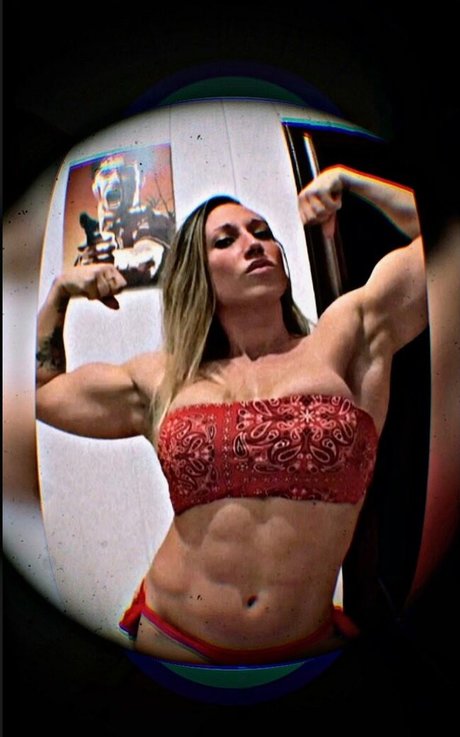 Reni Gendur model high quality img