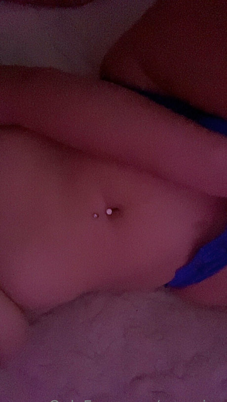 Pearl Niyada hot star photo