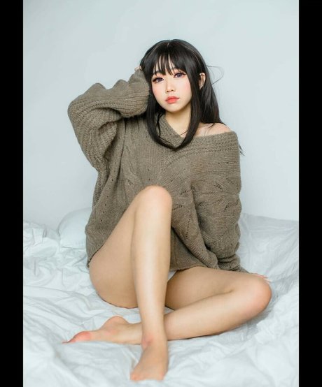 tsikyo pornstar adult photos