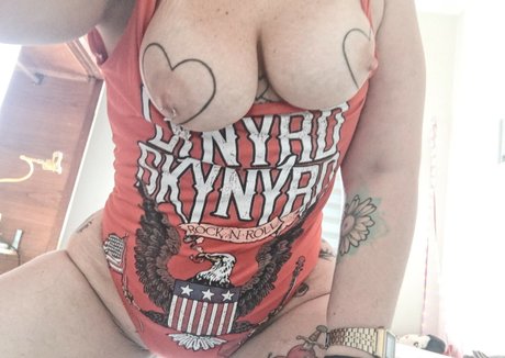 Pimenta Suicide adult actress galleries