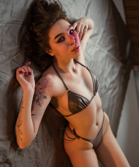 Unique katarina nude actress pics