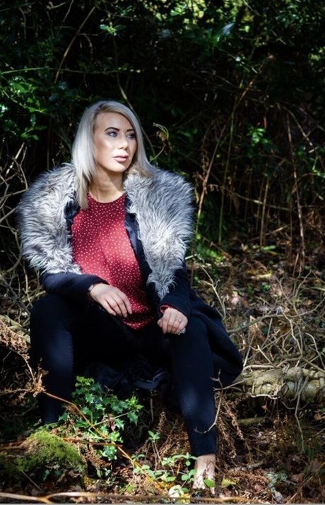 GailScott art model galleries